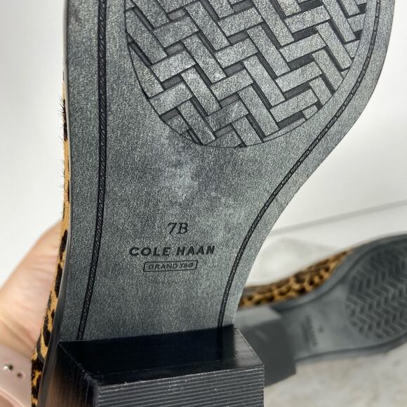 New Cole Haan Leopard Print Chelsea Ankle Boots Calf Hair Black Brown Size 7 - Picture 9 of 10